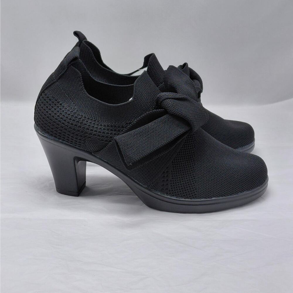 Bernie Mev Womens Comfort Shoes Size 37 Black Knit Chunky Slip On Work Booties - Picture 2 of 12